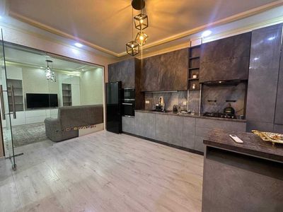 Аренда 2х ком новостройки в центре Нукусская, Посольство России