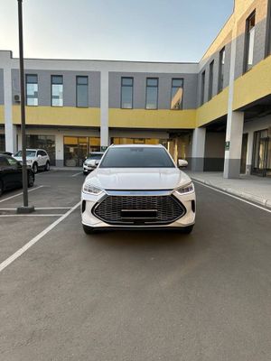 Byd song plus Hybrid