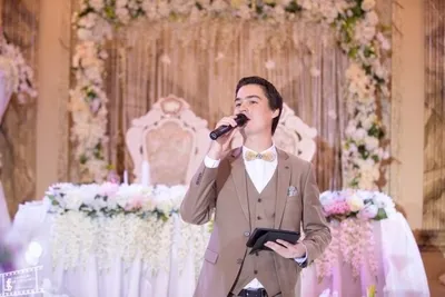 Ведущий на Ваш праздник!