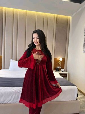 kuylak yangi kiyilmagan razmer50 narhi 180.