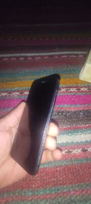 Iphone x 64 fes yuq true yoq holati o’rta asosan barterga imeyka ofsia