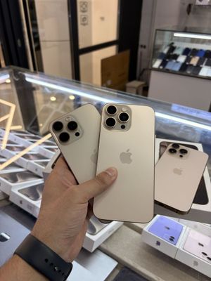iPhone 16 Pro Max 256 gb desert