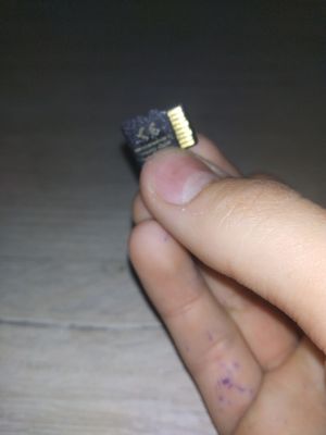 fleshka 4 gb xotira
