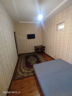 Shayxontohur tumanida “Xalqlar doʻstligi” saroyi yonidan oilaga arenda