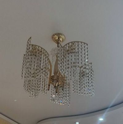 Продаётся Люстра