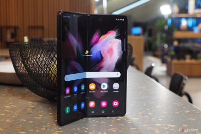 Хочу продать или обменяться Samsung Galaxy Fold 3 America 12/256Gb