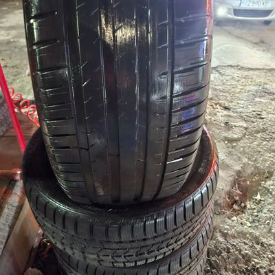 Michelin 265/45R21 balonlaridan bor 1.500 km uranium bor 3.500 km bor