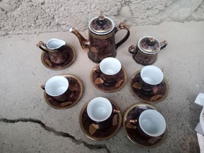 chini idishlar topami