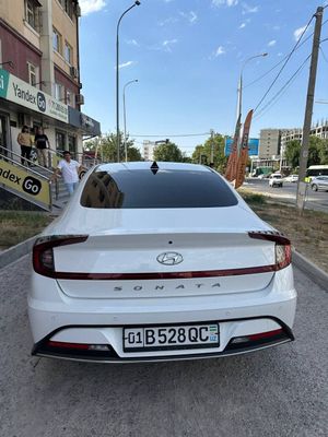 Hyundai Sonata 2l sotiladi