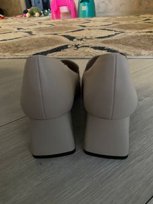 Ayol/qizlar tuflisi Turkiyaniki yangi kiyilmagan!!