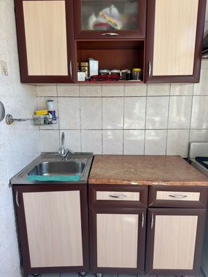 Oshxona mebeli tepa pasti