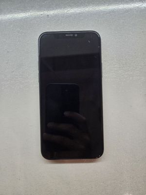 Iphone 11 pro в хорошем состоянии с коробкой