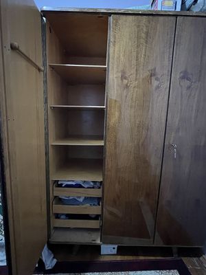 Советский шкаф для одежды
