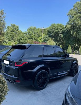 Range rover SVR4.4