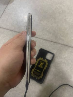 Iphone 11 pro rangi oq