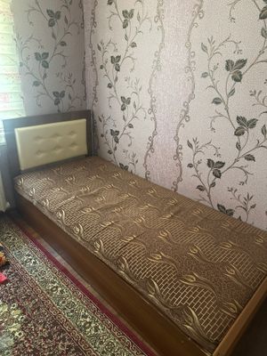 B/u 400000 tagiga narsa quysa bo'ladi