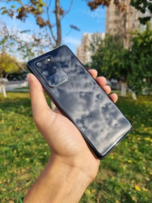 Samsung Galaxy S20 Ultra 5G. OzU 12 GB. Hotira 256 GB. Rangi Black