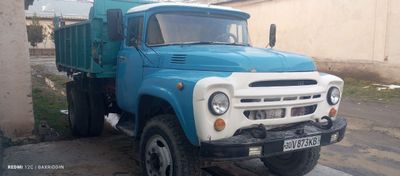 Zil 130 zoʻr holatda