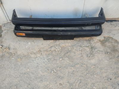 Продаются авто запчасти для Wolksvagen golf 2 ,бампера и многое другое