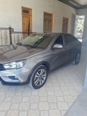 Lada Vesta Cross 2019