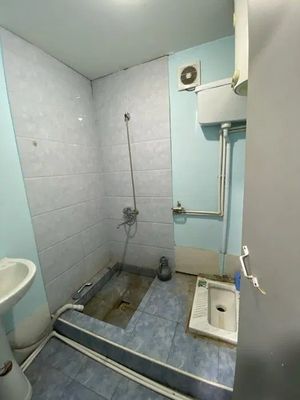 Чиланзар РОВД корзинка 7м² 1этаж 1комната в доль дороги Юр адреса