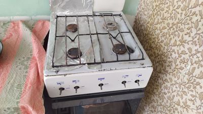 Gaz plitasi duxovkalik