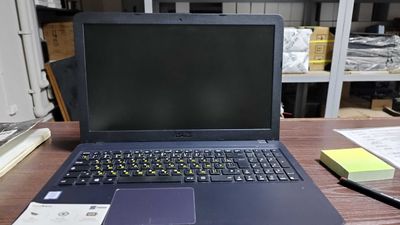 Продаётся свой ноутбук. Asus vivabook. Гарантия!