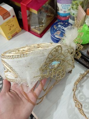 Diademalar sotiladi