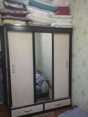 Продам шкаф для спальни