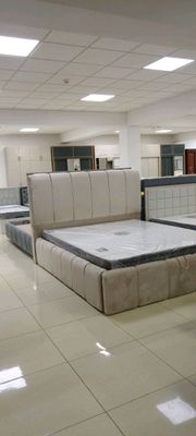 кровать с механизм