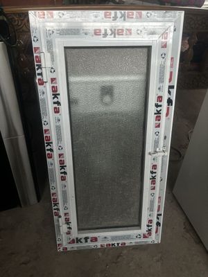 Срочно продам форточки алюминевый новый