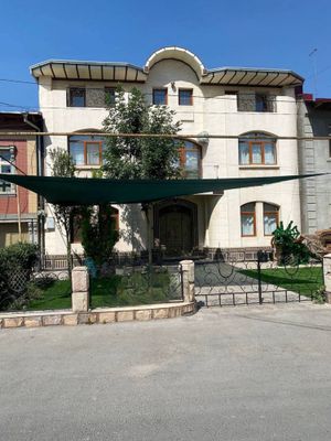 ПРОДАЕТСЯ ЕВРО ДОМ на улице Гузаль чиланзар 3.4 соток 6 комнат