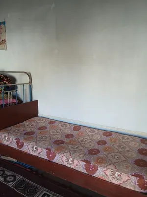 1 kishilik devan sotiladi 2 dona bor xolati alo