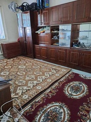 Юнусобод 11 да Метро"Юнусобод" ориентир студентларга, ишлийдиганга.