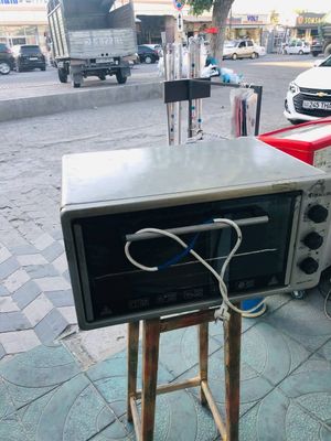 этот мини печь настольная духовка вероятно марки IDEALLUX