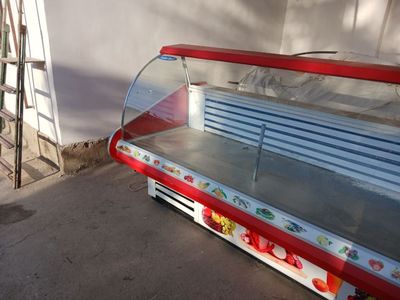 Холодильник дл магазина