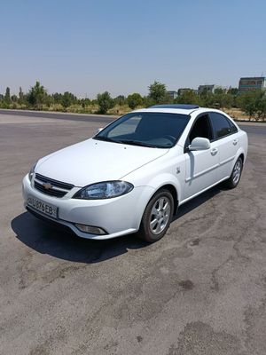 Chevrolet Gentra yili 2023 probeg7500 kraska toza moshina xolati ideal