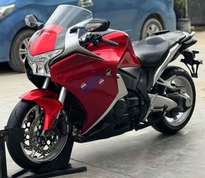 Honda VFR 1200 год 2012 под заказ