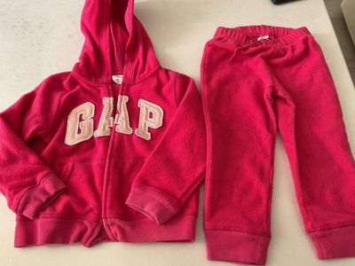Комплект штаны и запка GAP