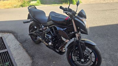 Kawasaki ER-6N, для станта