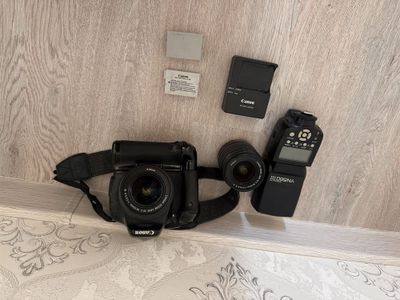 Canon eos 700D va yangi spichka