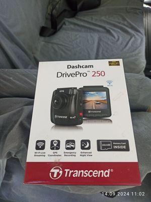 Видеорегистратор Transcend DrivePro DP250 + 128gb C10 Sandisk