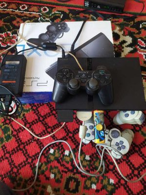 playstation 2 sotiladi