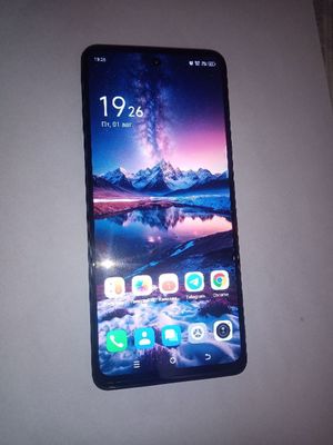 Tecno pova 6 neo