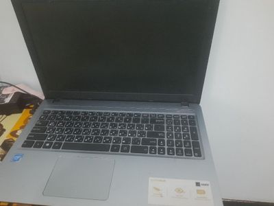 Ноутбук Asus Vivobook