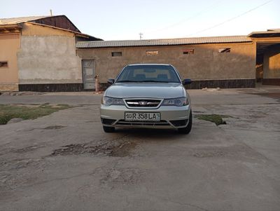 Nexia2 sotiladi 3800$