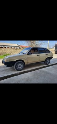 LADA 2109 sotiladi