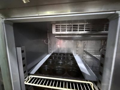 Срочный протаю большой холодельник