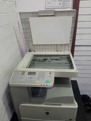 Canon image Runner 2318