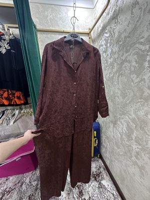 Двойка, рубашка и штаны